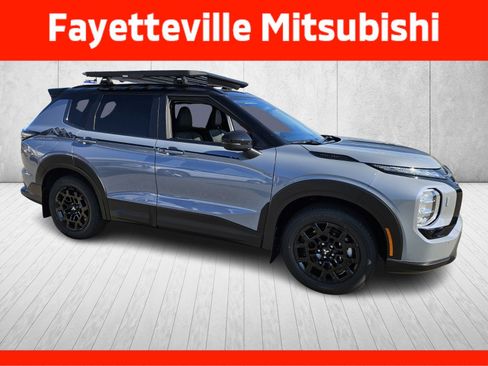 New 2026 Mitsubishi Outlander AWD image 1