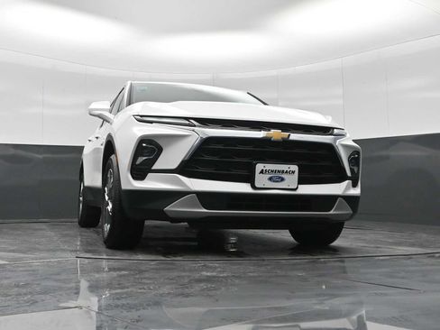 Used 2023 Chevrolet Blazer LT AWD/4WD image 26