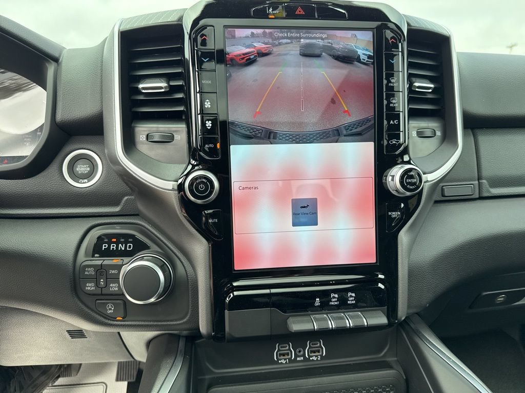 New 2026 RAM 1500 Big Horn AWD/4WD image 14