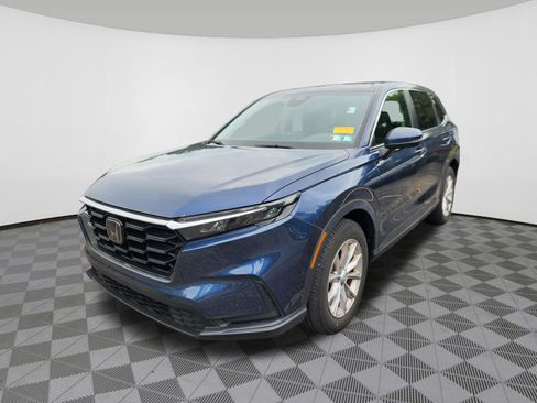Used 2024 Honda CR-V EX image 2