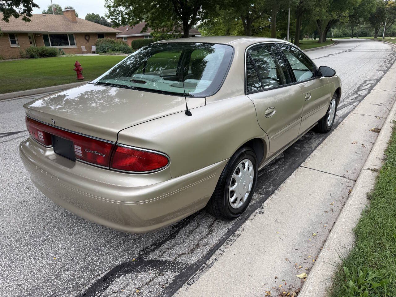 Used 2004 Buick Century Custom FWD image 5