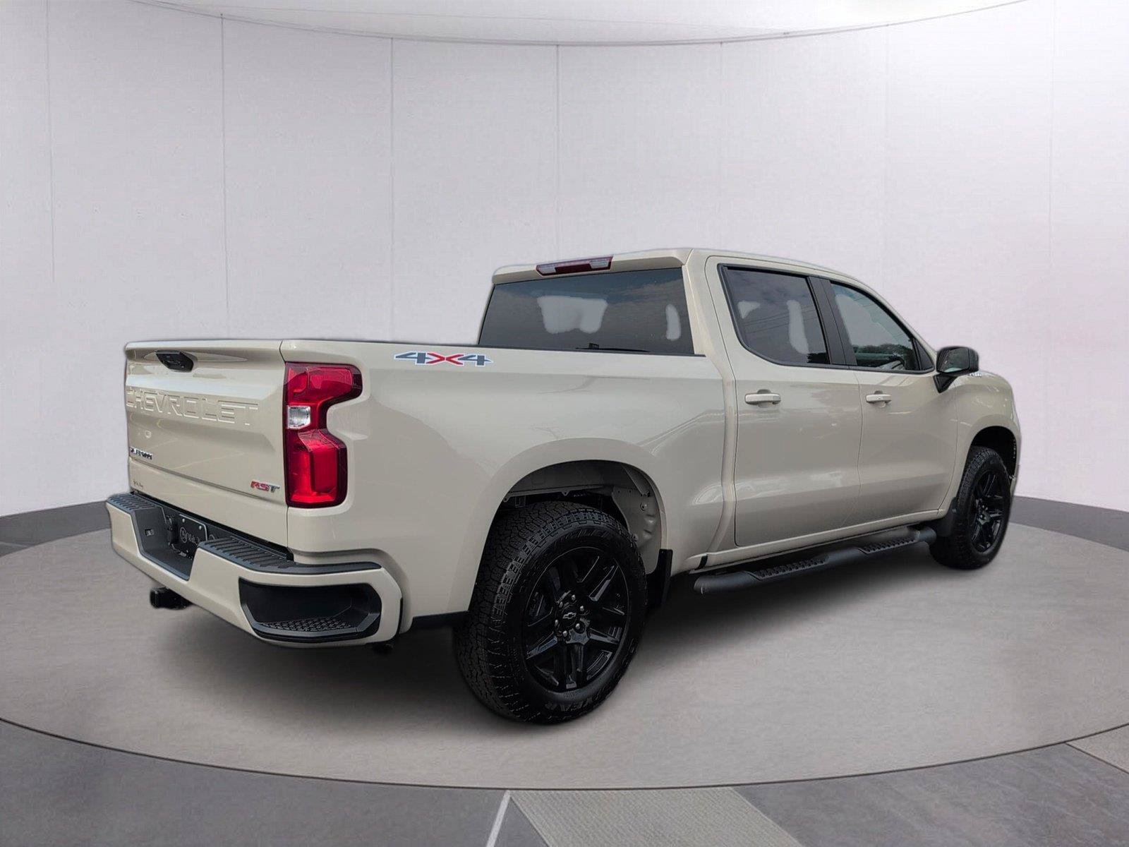 New 2026 Chevrolet Silverado 1500 RST w/ RST Select Package AWD/4WD image 3