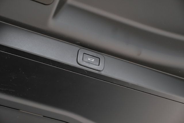 Used 2023 Land Rover Range Rover SE AWD/4WD image 59