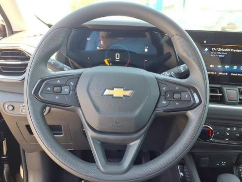 New 2026 Chevrolet TrailBlazer LS FWD image 8