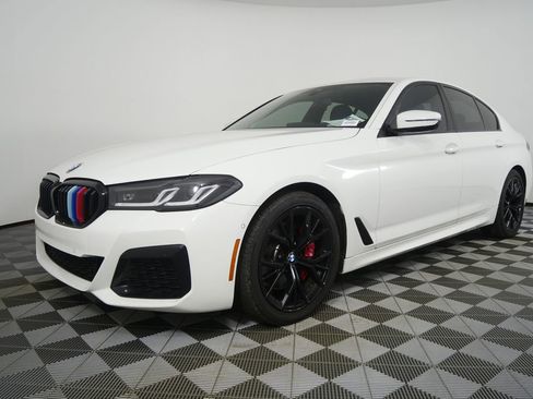Certified 2023 BMW 530i w/ M Sport Package RWD image 7