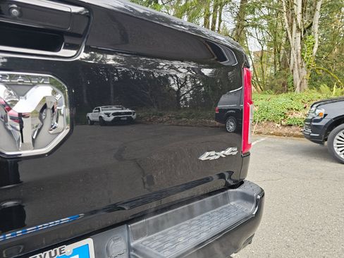 Used 2019 RAM 1500 Big Horn image 14