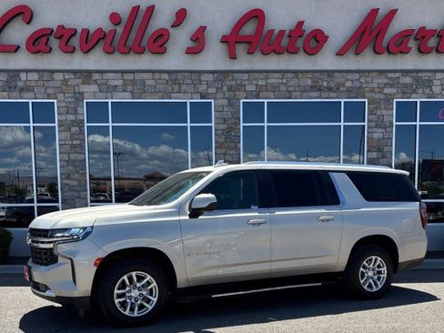 Used 2022 Chevrolet Suburban LS image 36