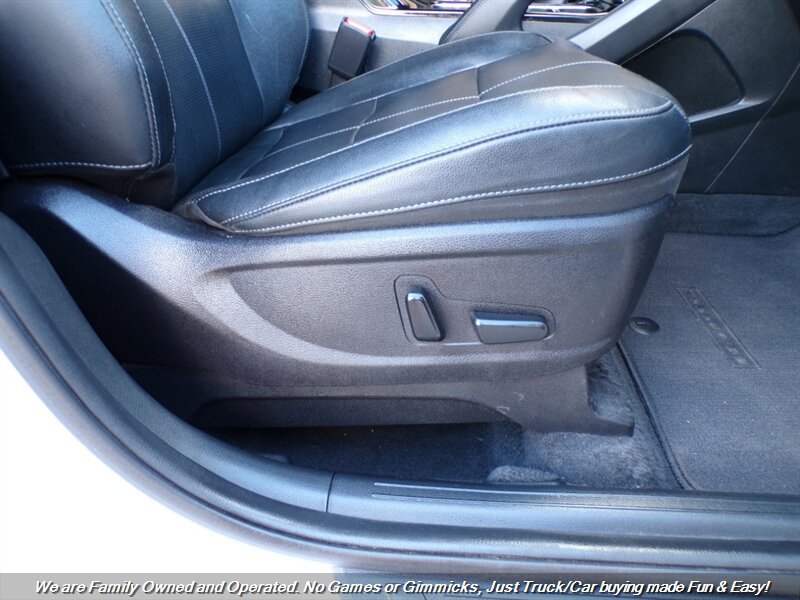 Used 2022 Kia Telluride EX w/ EX Premium Package FWD image 32