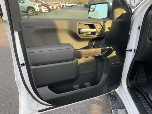 Used 2021 GMC Sierra 1500 SLT w/ SLT Premium Package image 24