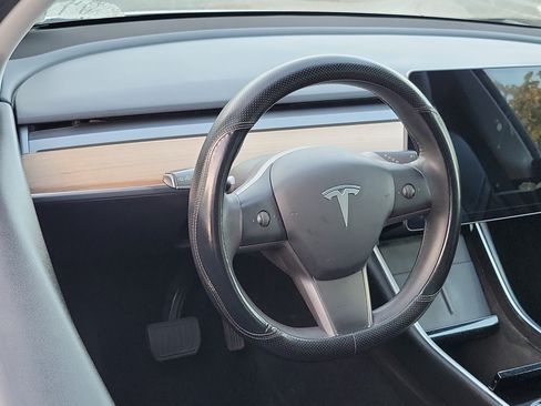 Used 2020 Tesla Model Y Long Range AWD/4WD image 10