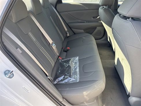 New 2026 Hyundai Elantra Blue image 15