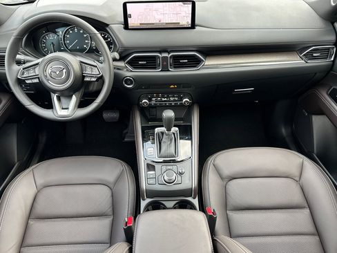 New 2025 MAZDA CX-5 Signature image 13