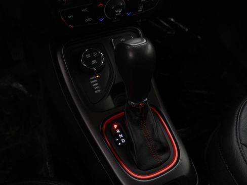 Used 2018 Jeep Compass Trailhawk w/ Cold Weather Group image 20