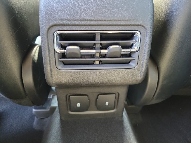 Used 2025 Lincoln Corsair AWD w/ Equipment Group 101A image 25