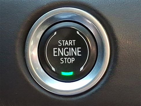 Used 2023 Cadillac Escalade ESV Sport Platinum image 17