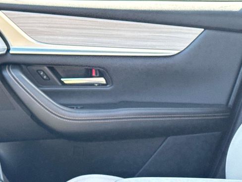 Certified 2024 MAZDA CX-90 Plug-In Hybrid w/ Preferred image 23