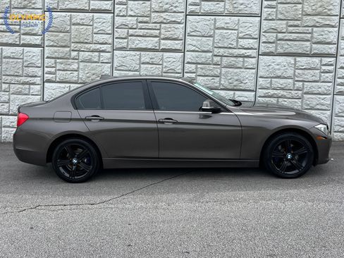 Used 2015 BMW 328i xDrive Sedan AWD/4WD image 8