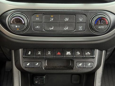 Used 2021 Chevrolet Colorado ZR2 image 20