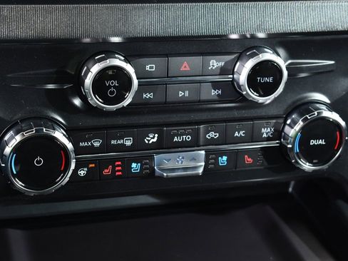 New 2026 Ford F250 Platinum image 29