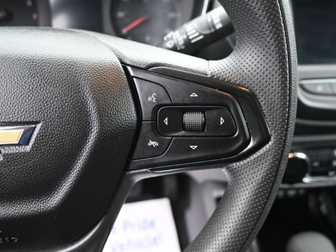Used 2023 Chevrolet TrailBlazer LT FWD image 13
