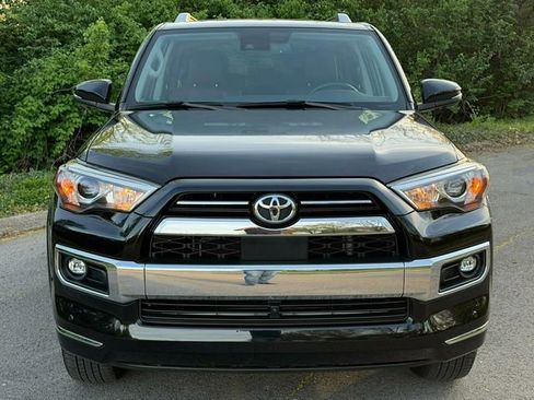 Used 2023 Toyota 4Runner Limited image 9