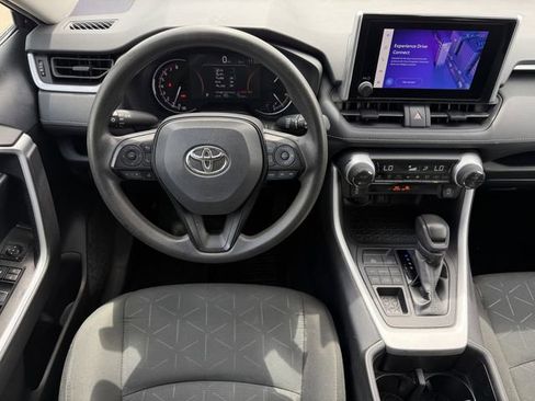 Used 2024 Toyota RAV4 XLE AWD/4WD image 12