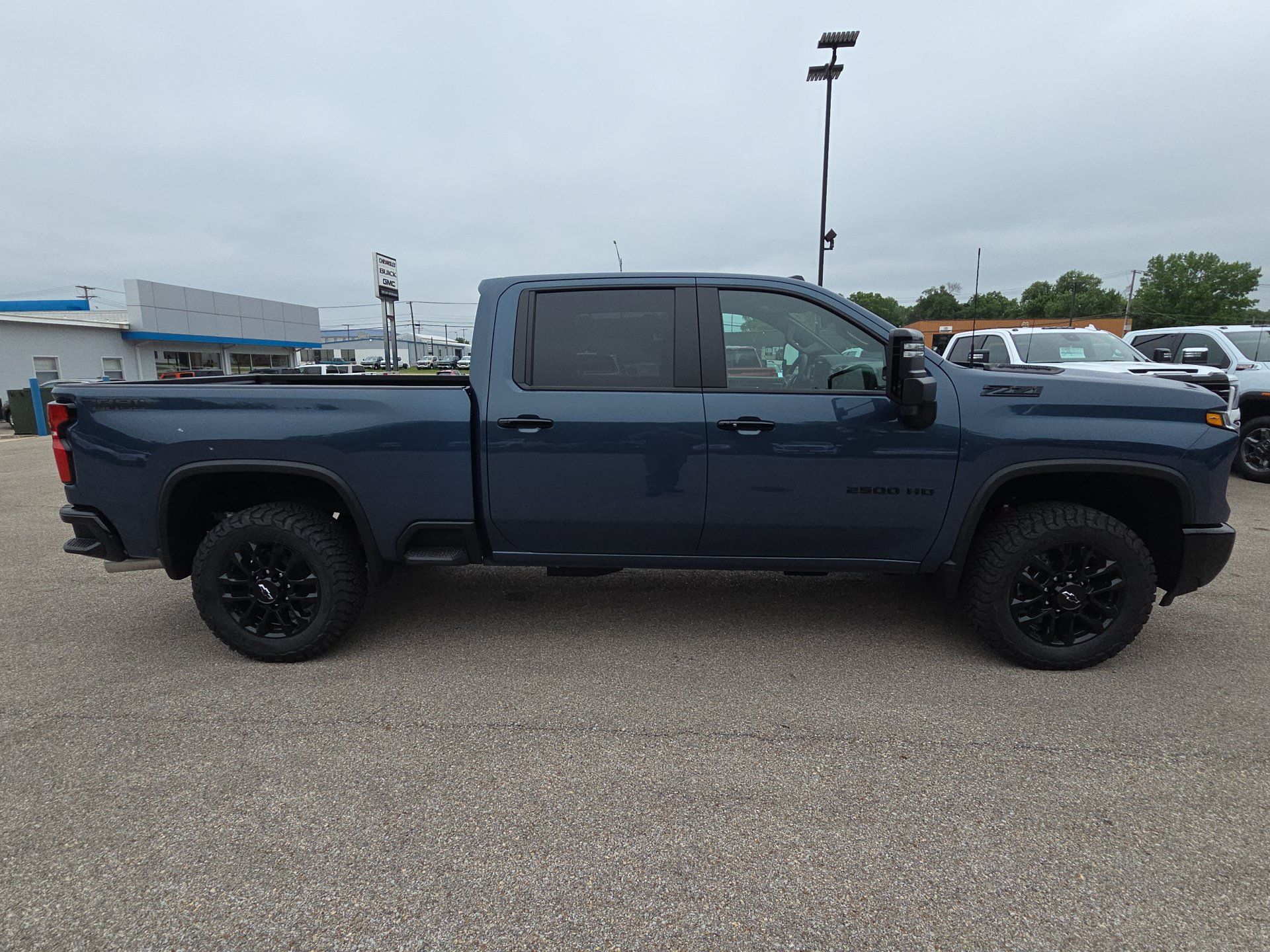 New 2026 Chevrolet Silverado 2500 LT w/ Trail Boss Package AWD/4WD image 10