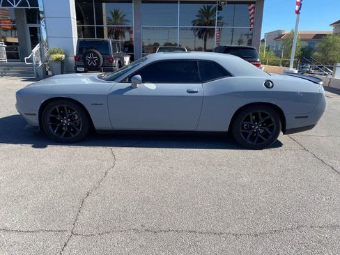 Used 2022 Dodge Challenger R/T w/ Blacktop Package RWD image 10