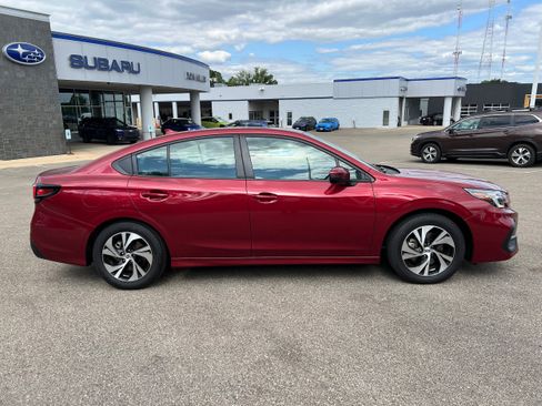 Certified 2025 Subaru Legacy Premium AWD/4WD image 8