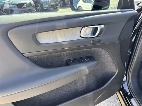 New 2025 Volvo XC40 B5 Core w/ Protection Package Premier image 13