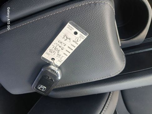 Used 2020 Honda Civic Sport image 10