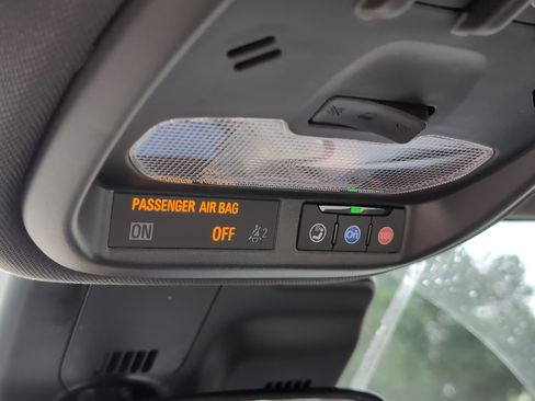 New 2026 Chevrolet Trax RS w/ Sunroof Package FWD image 18