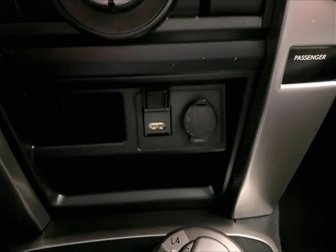 Used 2025 Toyota 4Runner SR5 AWD/4WD image 26