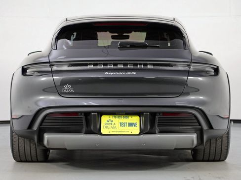 Used 2023 Porsche Taycan 4S w/ Technology Package image 11