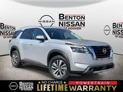 Used 2025 Nissan Pathfinder SL