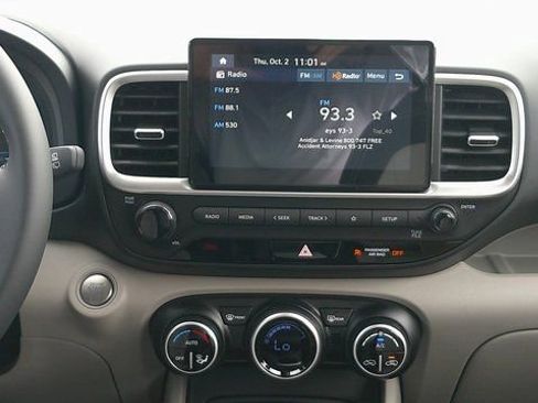 New 2026 Hyundai Venue SEL FWD image 12
