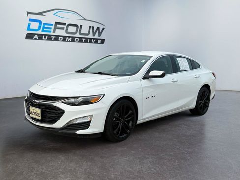 Used 2024 Chevrolet Malibu LT w/ Sport Edition FWD image 7