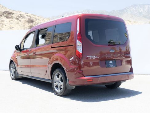 Used 2020 Ford Transit Connect Titanium FWD image 6