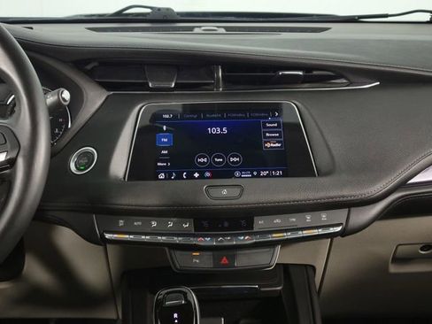 Used 2023 Cadillac XT4 Luxury image 21