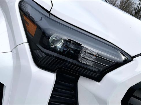 Used 2024 Toyota Tacoma SR5 image 26