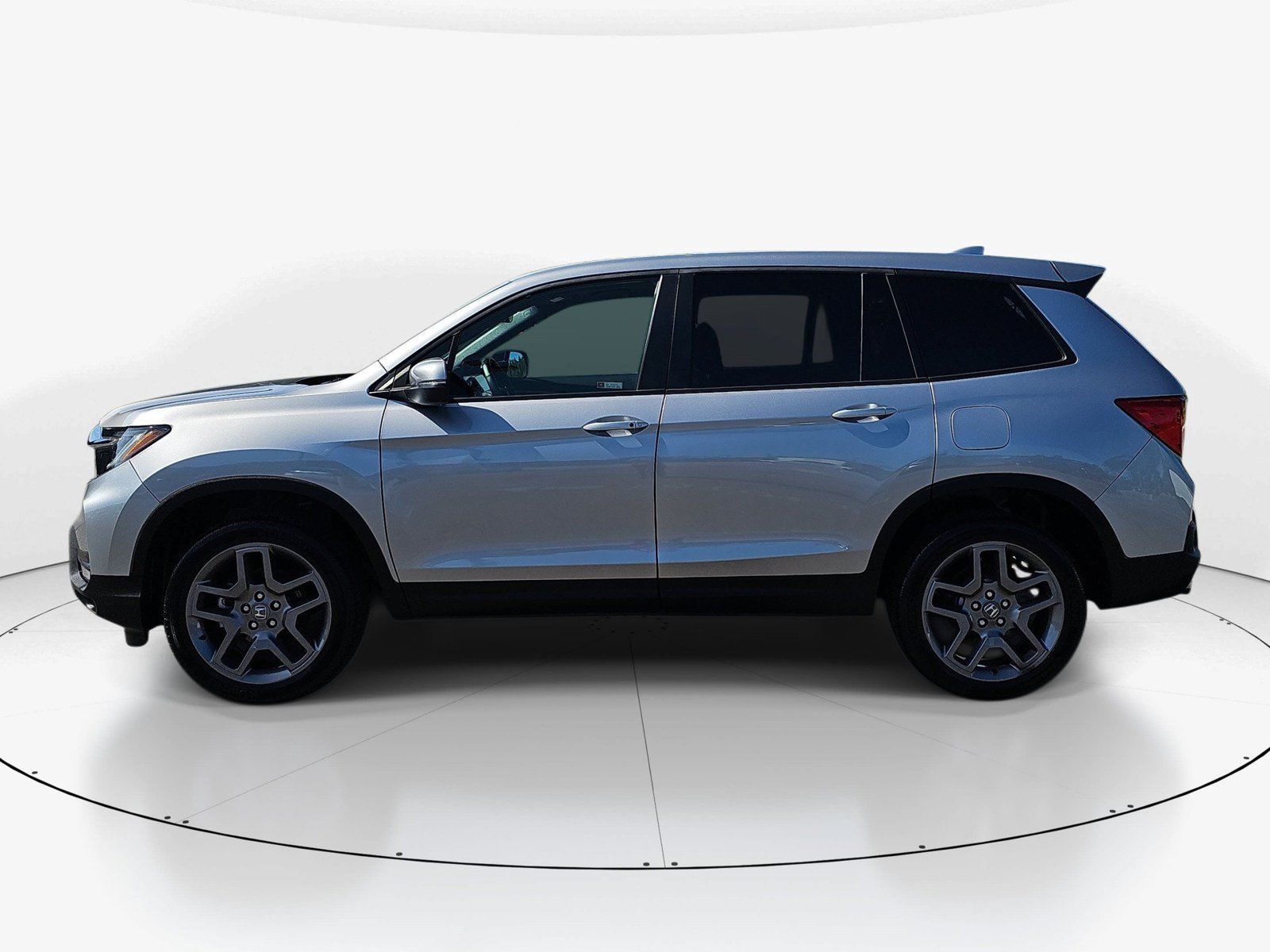 Used 2023 Honda Passport EX-L image 7