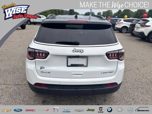 Used 2025 Jeep Compass Limited AWD/4WD image 17