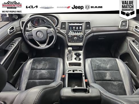 Used 2018 Jeep Grand Cherokee Altitude AWD/4WD image 25