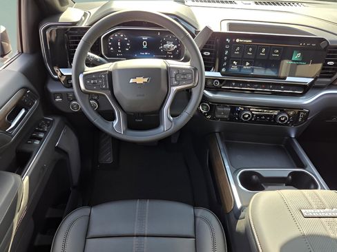 New 2026 Chevrolet Silverado 3500 High Country w/ High Country Premium Package AWD/4WD image 11