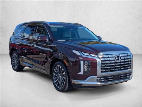 Used 2024 Hyundai Palisade Calligraphy AWD/4WD image 3