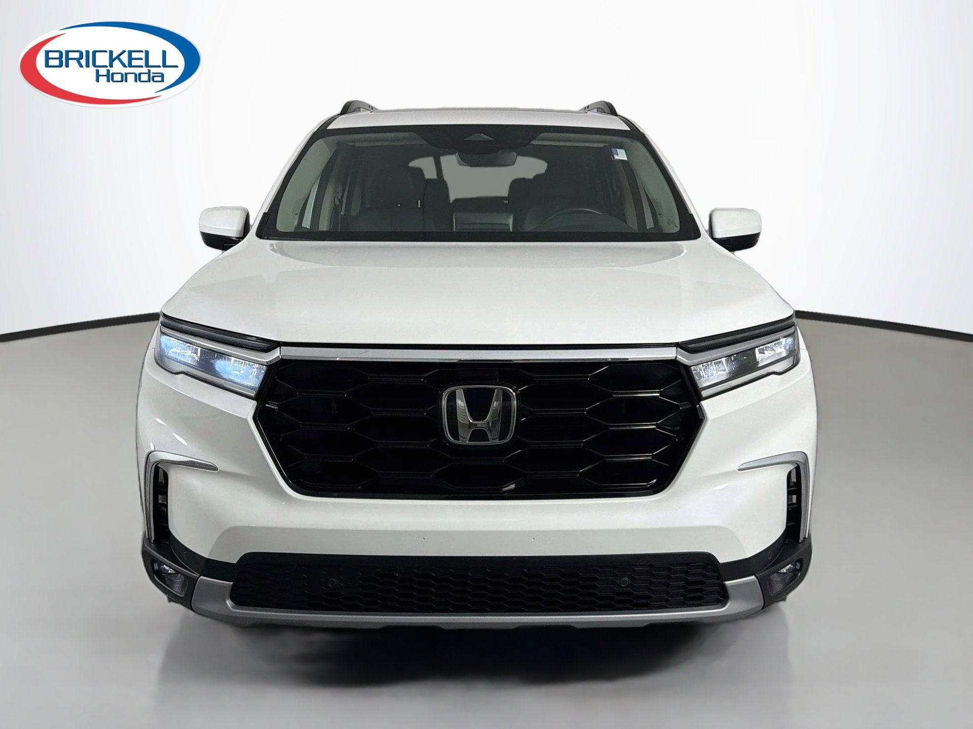 Used 2024 Honda Pilot Touring image 8
