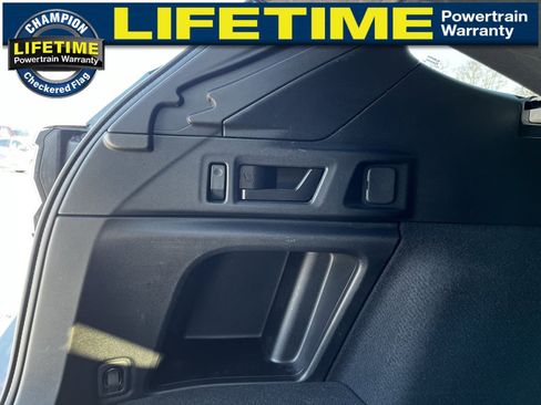 Used 2024 Subaru Outback Premium image 14