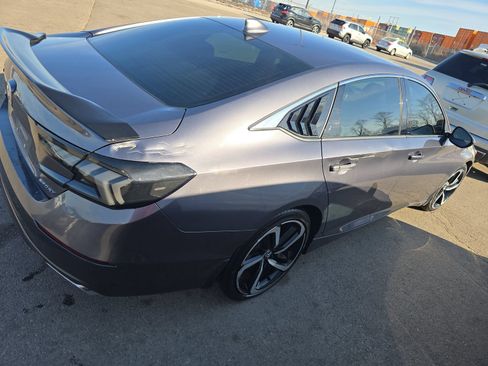 Used 2019 Honda Accord Sport image 6