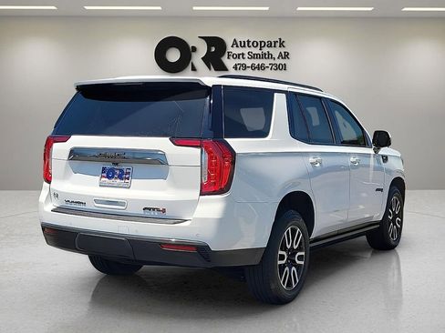 Used 2023 GMC Yukon AT4 w/ AT4 Premium Package AWD/4WD image 5