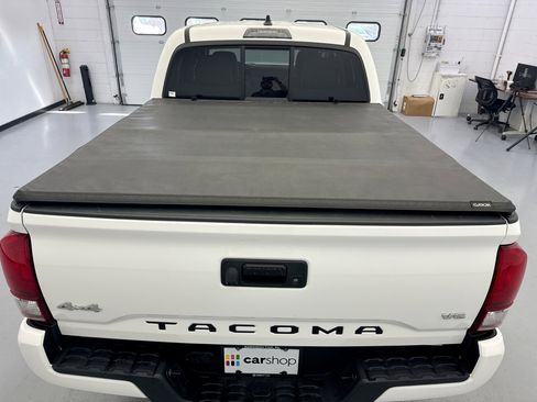 Used 2023 Toyota Tacoma SR AWD/4WD image 24